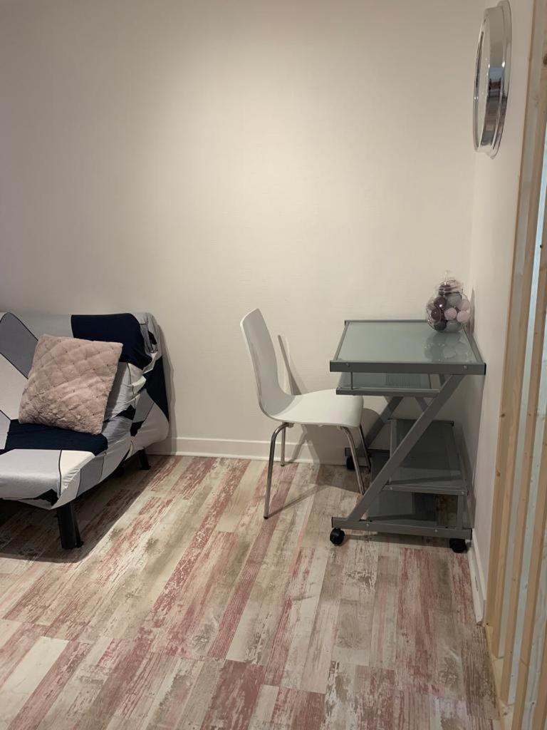 Gites De Montvaltin Le Breuil  Zimmer foto