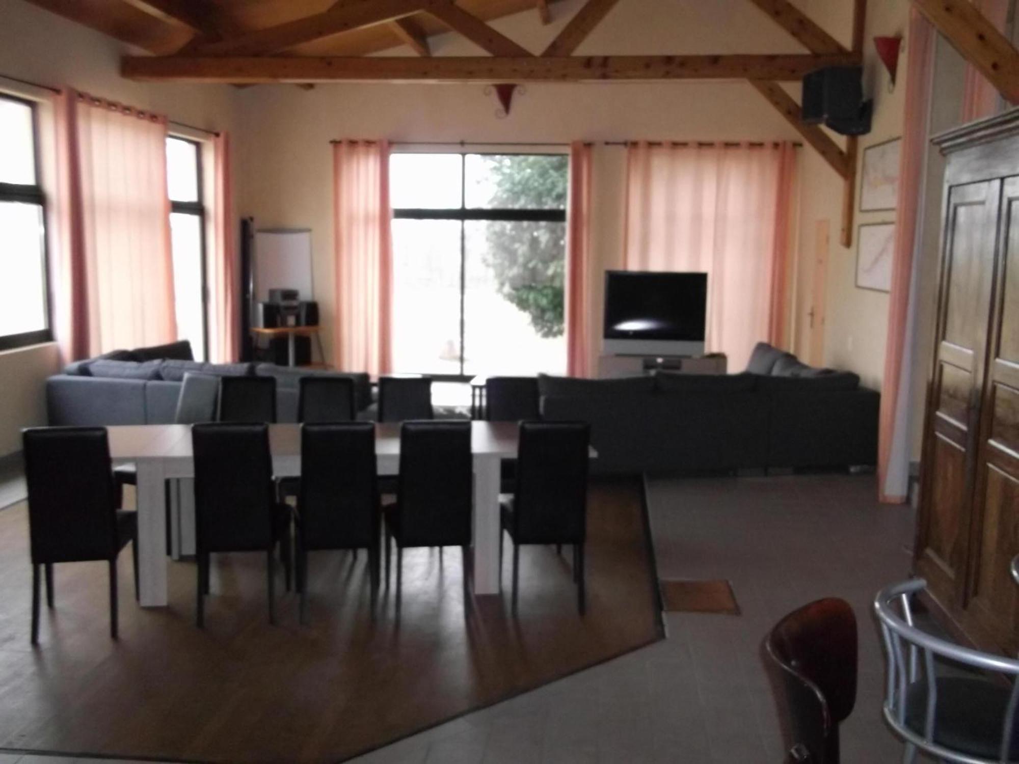 Gites De Montvaltin Le Breuil  Zimmer foto