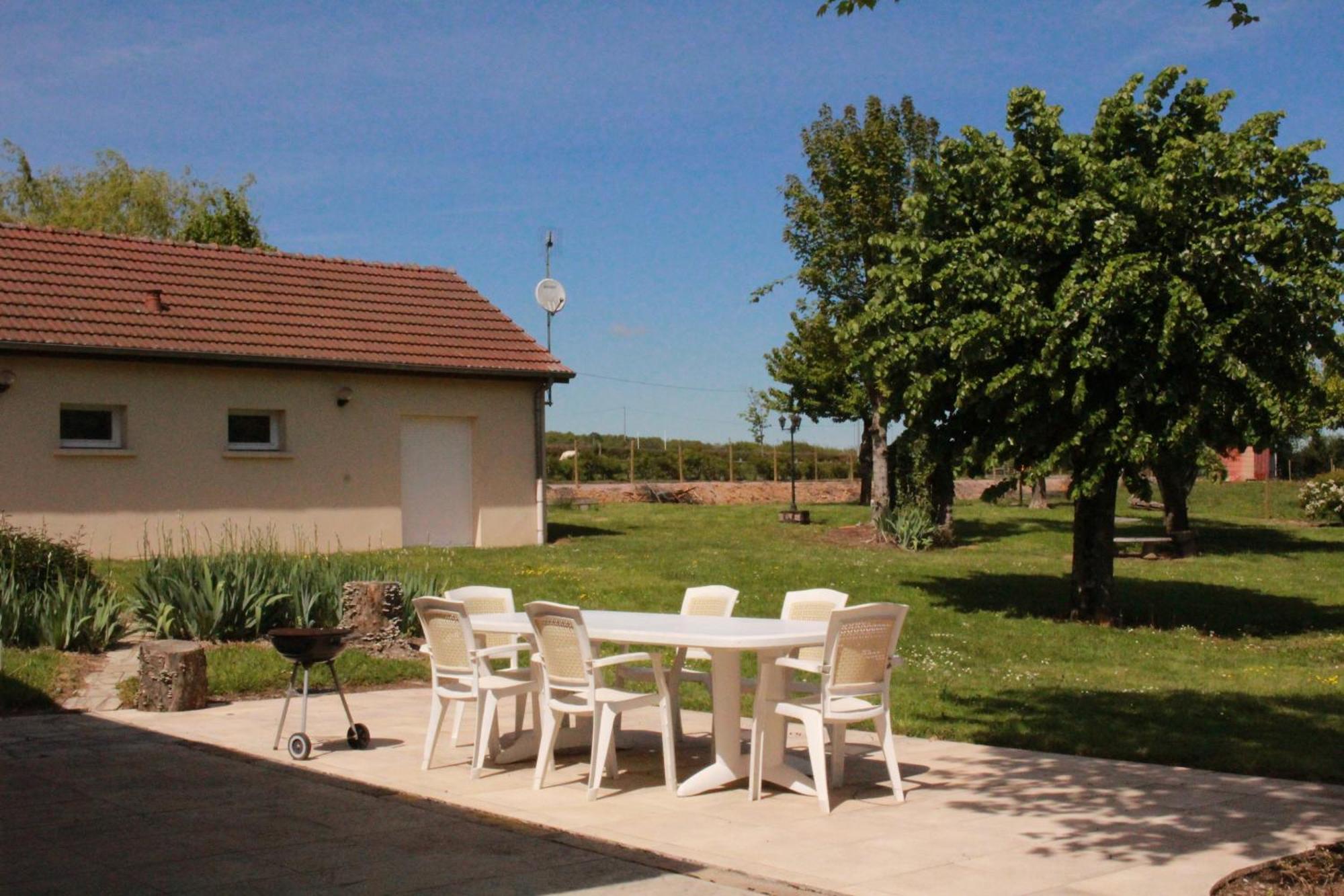 Gites De Montvaltin Le Breuil  Zimmer foto