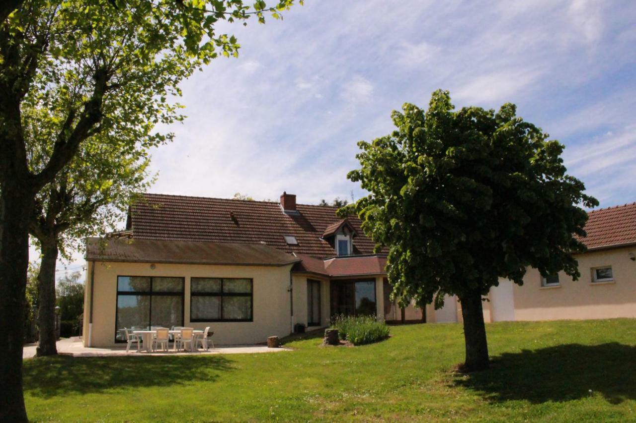 Gites De Montvaltin Le Breuil  Zimmer foto